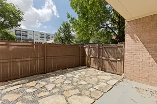 4002 Brownstone Ct, Dallas, TX 75204 - Photo 20
