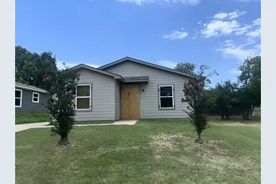 1504 Avenue D, Fort Worth, TX 76104 - Photo 1