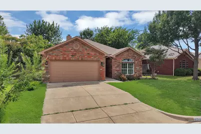 10513 Fossil Hill Drive, Fort Worth, TX 76131 - Photo 4