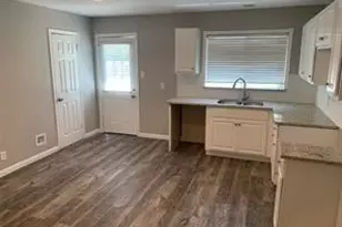 2117 N Hickory St, Sherman, TX 75092 - Photo 6