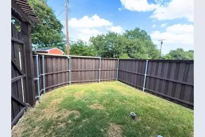 302 Julia Lane, Euless, TX 76040 - Photo 32