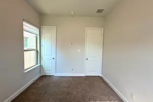 302 Julia Ln, Euless, TX 76040 - Photo 26