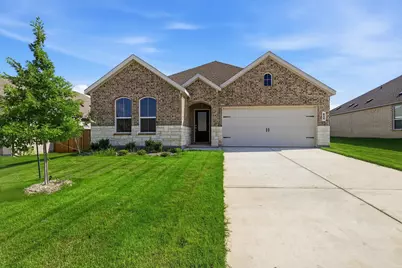 624 Mare Drive, Aubrey, TX 76227 - Photo 4