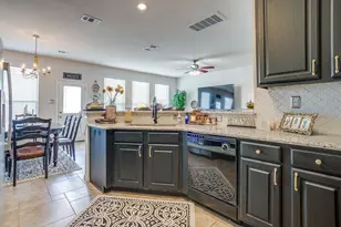 8005 Caladium Dr, North Richland Hills, TX 76180 - Photo 24