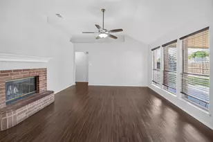 3103 Morning Meadow Ln, Grand Prairie, TX 75052 - Photo 6