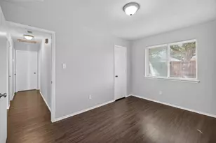 3103 Morning Meadow Ln, Grand Prairie, TX 75052 - Photo 12