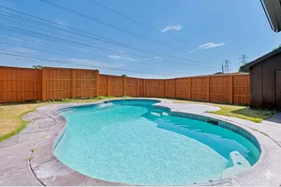 2302 Greenhill Drive, Carrollton, TX 75006 - Photo 24