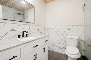 2302 Greenhill Dr, Carrollton, TX 75006 - Photo 18