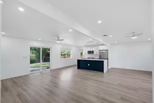12607 Gaslite Cir, Farmers Branch, TX 75234 - Photo 4