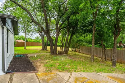 12607 Gaslite Circle, Farmers Branch, TX 75234 - Photo 32