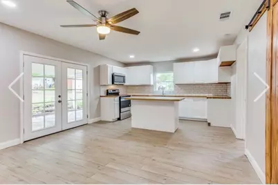 918 S Crockett Avenue, Denison, TX 75021 - Photo 2