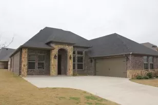 2113 Clive Dr, Granbury, TX 76048 - Photo 1
