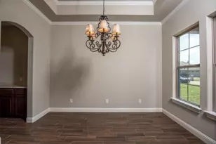 2113 Clive Dr, Granbury, TX 76048 - Photo 8