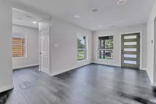 1310 Elmwood Blvd, Dallas, TX 75224 - Photo 8