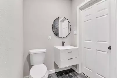 1310 Elmwood Boulevard, Dallas, TX 75224 - Photo 24
