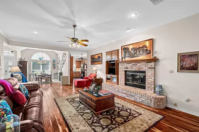 6303 Dulcito Court, Granbury, TX 76049 - Photo 10