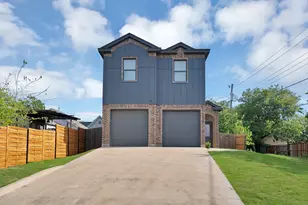 1008 20th St, Fort Worth, TX 76164 - Photo 2