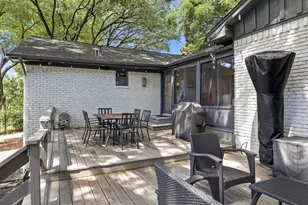 9544 Crestedge Dr, Dallas, TX 75238 - Photo 30