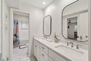 9544 Crestedge Dr, Dallas, TX 75238 - Photo 18