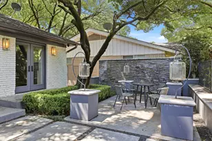 9544 Crestedge Dr, Dallas, TX 75238 - Photo 4