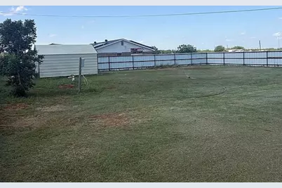 30 Humphreys Village, Merkel, TX 79536 - Photo 2