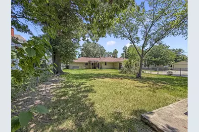 1901 Park Street, Greenville, TX 75401 - Photo 26
