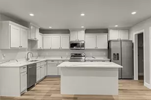 1901 Park St, Greenville, TX 75401 - Photo 8