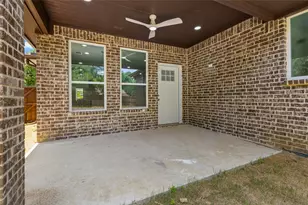 820 N Wood St, Denton, TX 76209 - Photo 16
