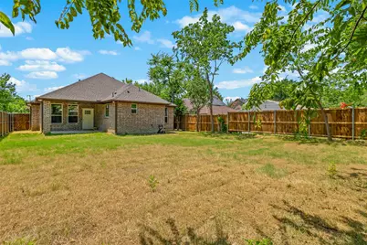 820 N Wood Street, Denton, TX 76209 - Photo 16