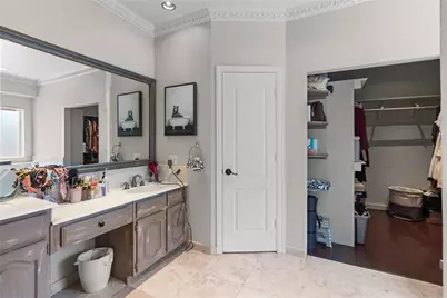 2136 Brownstone Court, Grapevine, TX 76051 - Photo 16