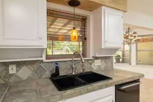3809 Diamond Loch W, North Richland Hills, TX 76180 - Photo 8