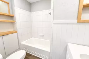 1412 W Bullock St, Denison, TX 75020 - Photo 6