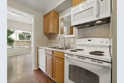 [Address not provided], Dallas, TX 75225 - Photo 6