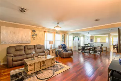 8017 Sartain Drive, Fort Worth, TX 76120 - Photo 4