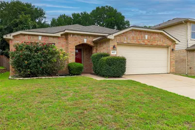 8017 Sartain Drive, Fort Worth, TX 76120 - Photo 2