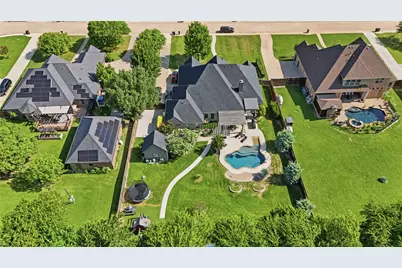 8240 St Johns Drive, Waxahachie, TX 75167 - Photo 40