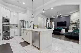 8240 St Johns Dr, Waxahachie, TX 75167 - Photo 12