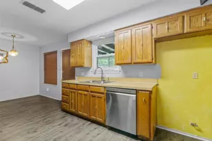 4210 Snow Mass Dr, Arlington, TX 76016 - Photo 6