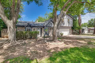 4210 Snow Mass Dr, Arlington, TX 76016 - Photo 2