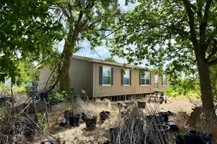 7208 Sky Rd, Joshua, TX 76058 - Photo 2