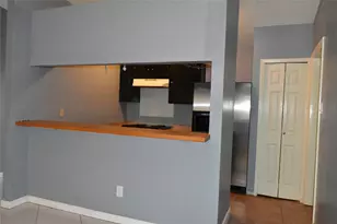 2014 High Bluff Dr, Garland, TX 75041 - Photo 4