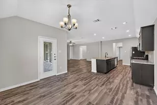 205 Watson St, Red Oak, TX 75154 - Photo 4