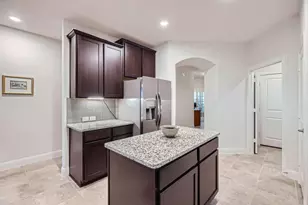 2828 Ainsworth Rd, Aubrey, TX 76227 - Photo 8