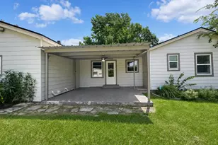 1414 N Binkley Ave, Sherman, TX 75092 - Photo 18