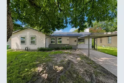 1414 N Binkley Avenue, Sherman, TX 75092 - Photo 2
