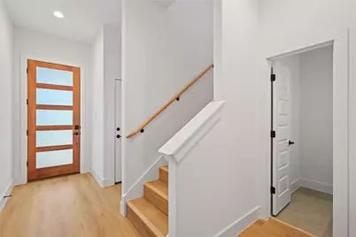 2210 Bethurum, Dallas, TX 75215 - Photo 2
