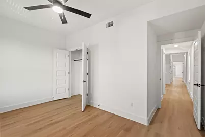 2210 Bethurum, Dallas, TX 75215 - Photo 10