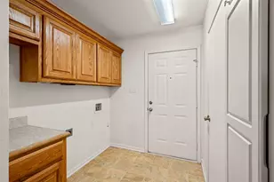 219 W Wilson Ave, Sherman, TX 75090 - Photo 20