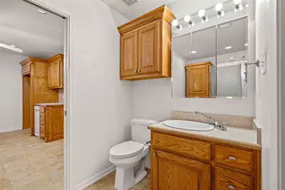 219 W Wilson Avenue, Sherman, TX 75090 - Photo 22