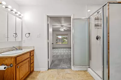 219 W Wilson Avenue, Sherman, TX 75090 - Photo 22